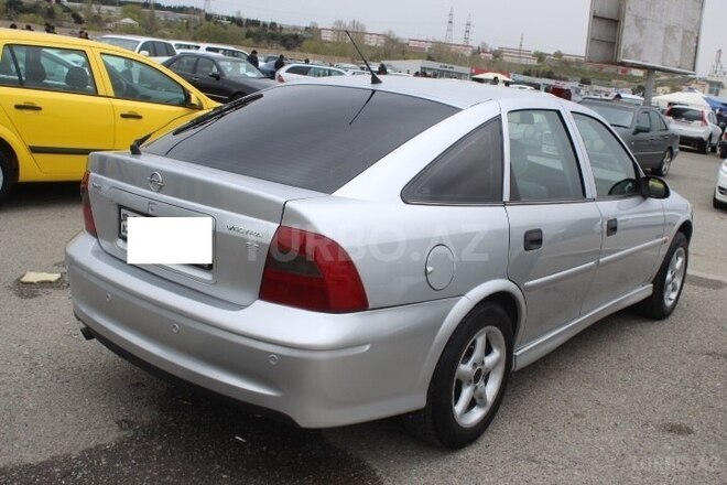 Opel Vectra 2001, 270,000 km - 2.2 l - Bakı