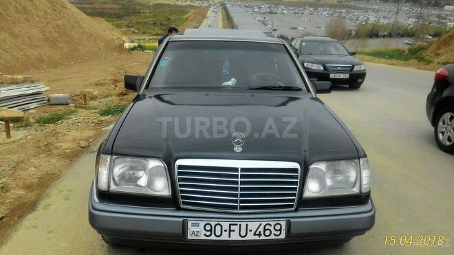 Mercedes E 250 1993, 350,000 km - 2.5 л - Beyləqan