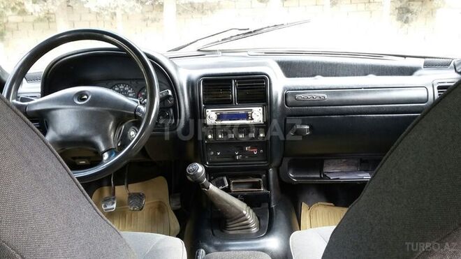 GAZ 31105 2004, 270,000 km - 2.4 л - Bakı