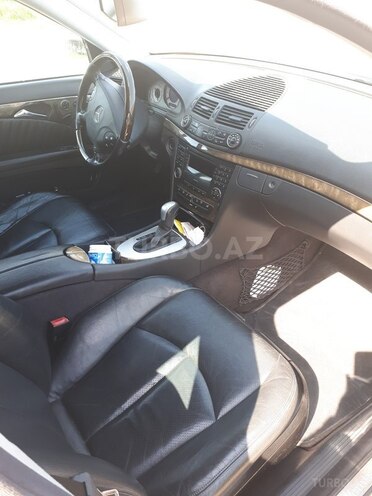 Mercedes E 320 2003, 185,000 km - 3.2 l - Bakı