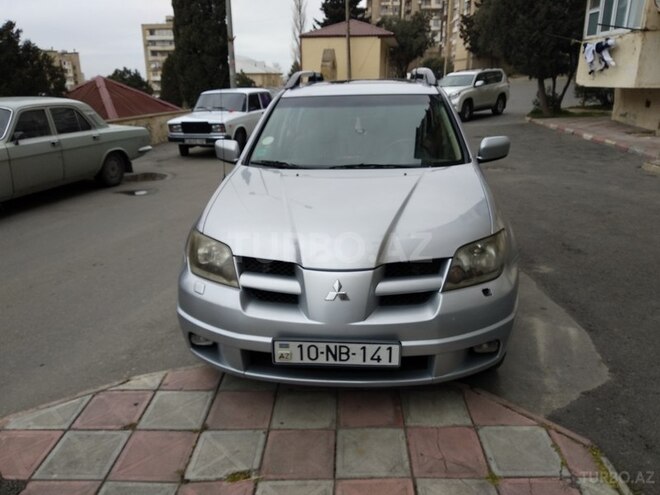 Mitsubishi Outlander 2003, 297,000 km - 2.4 l - Bakı