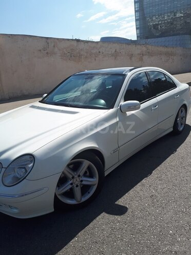 Mercedes E 320 2003, 185,000 km - 3.2 l - Bakı