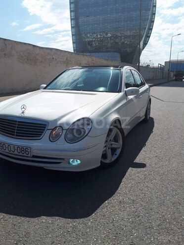 Mercedes E 320 2003, 185,000 km - 3.2 l - Bakı