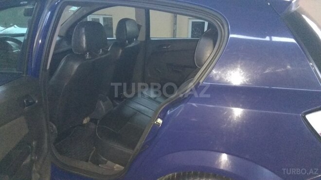 Opel Astra 2006, 300,000 km - 1.4 l - Tovuz