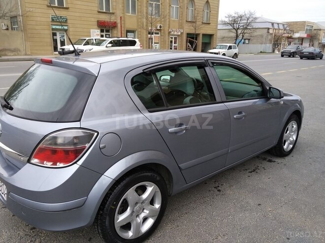 Opel Astra 2007, 242,000 km - 1.8 l - Bakı
