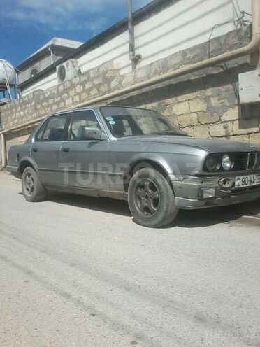 BMW 318 1990, 354,000 km - 1.8 l - Bakı