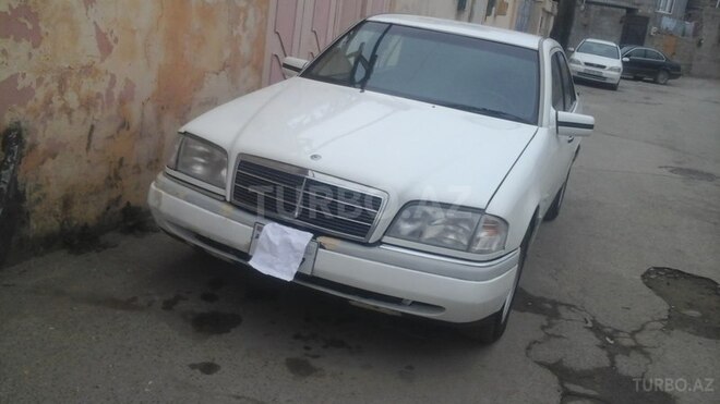 Mercedes C 220 1995, 314,000 km - 2.2 l - Bakı