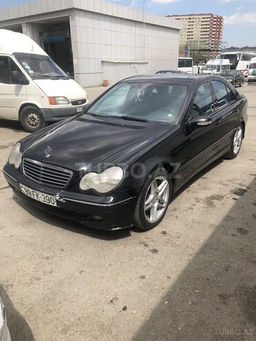 Mercedes C 220 2003, 357,000 km - 2.2 l - Bakı