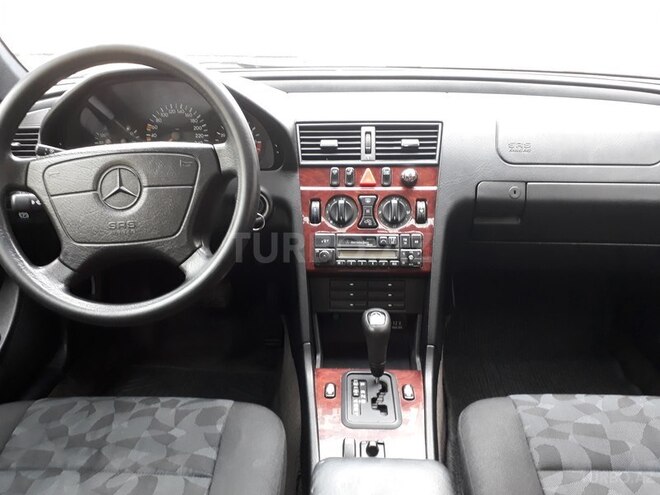 Mercedes C 240 1998, 290,000 km - 2.4 л - Bakı
