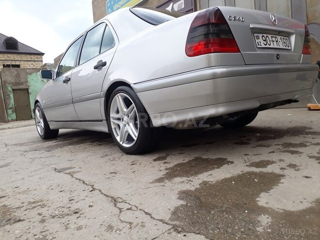 Mercedes C 240 1998, 290,000 km - 2.4 л - Bakı