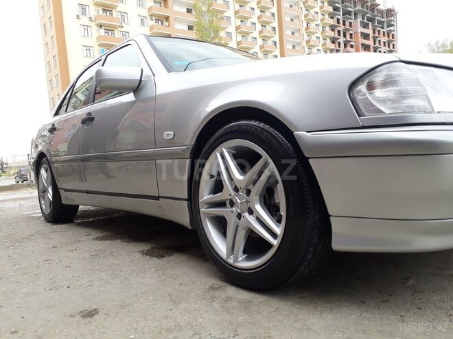 Mercedes C 240 1998, 290,000 km - 2.4 л - Bakı