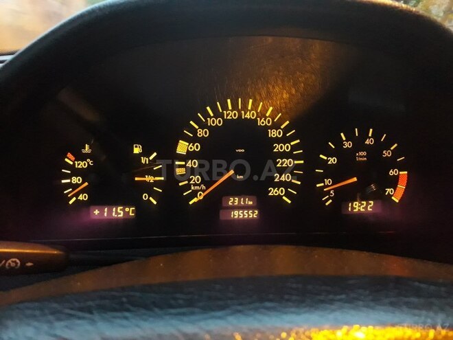 Mercedes C 240 1998, 290,000 km - 2.4 л - Bakı