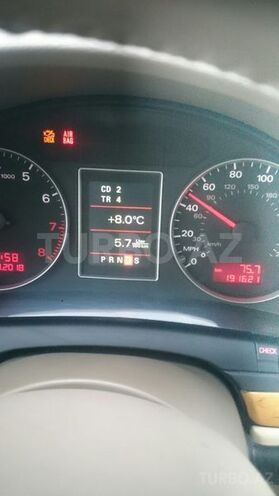 Audi A4 2005, 190,000 km - 2.0 l - Balakən