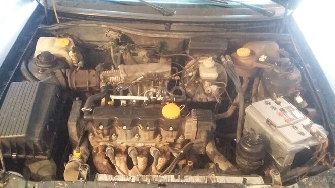 Opel Astra 1994, 585,000 km - 1.6 l - Bakı