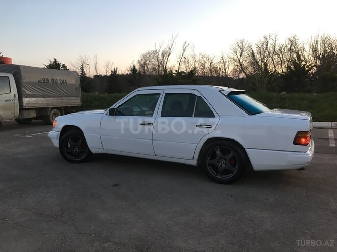 Mercedes E 200 1991, 350,000 km - 2.0 l - Sumqayıt