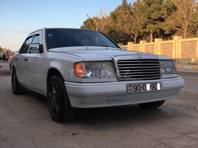 Mercedes E 200 1991, 350,000 km - 2.0 l - Sumqayıt