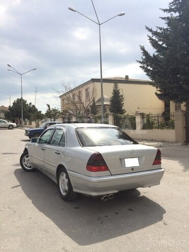 Mercedes C 230 1999, 204,000 km - 2.3 l - Bakı