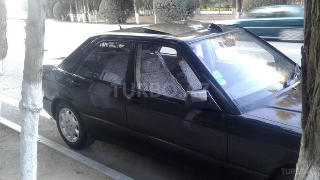 Mercedes 190 1992, 325,123 km - 1.8 l - Sumqayıt