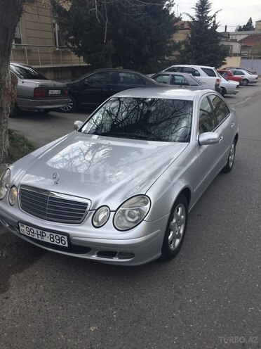 Mercedes E 220 2006, 163,100 km - 2.2 l - Bakı