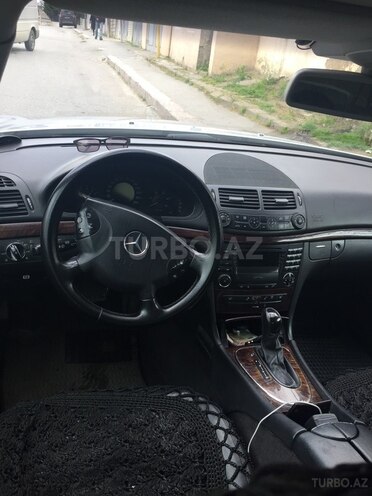 Mercedes E 220 2006, 163,100 km - 2.2 l - Bakı