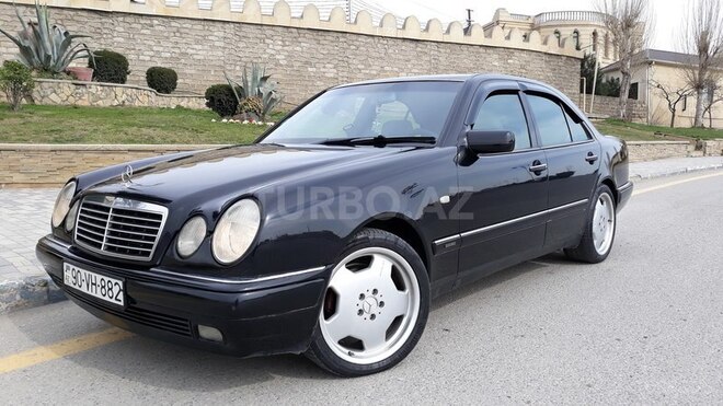Mercedes E 280 1998, 302,000 km - 2.8 l - Bakı