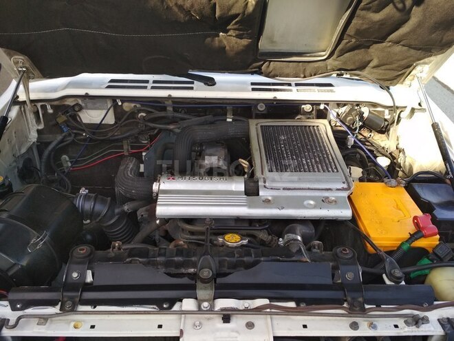 Mitsubishi Pajero 1997, 280,000 km - 2.8 л - Qusar