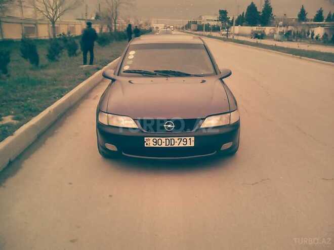 Opel Vectra 1996, 191,000 km - 1.6 л - Sumqayıt