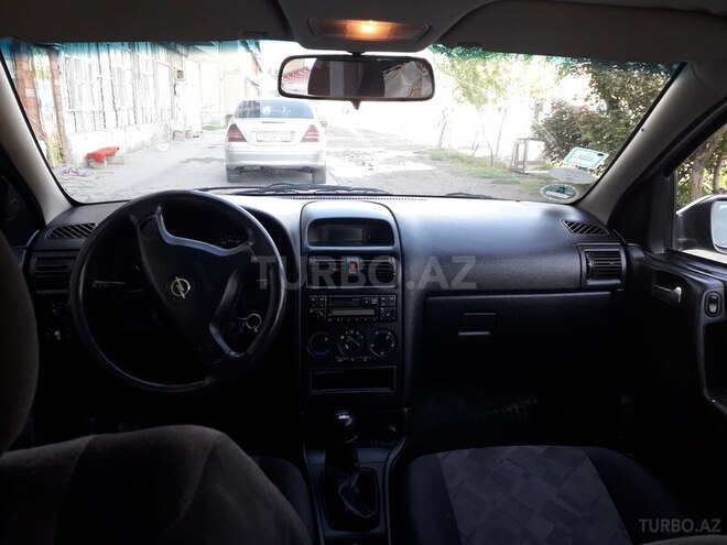 Opel Astra 2000, 235,900 km - 1.6 l - Mingəçevir