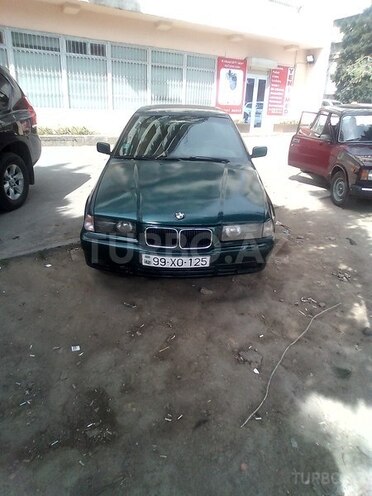BMW 318 1992, 250,000 km - 1.8 л - Bakı