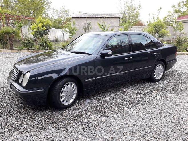 Mercedes E 240 2000, 270,000 km - 2.6 l - Bərdə
