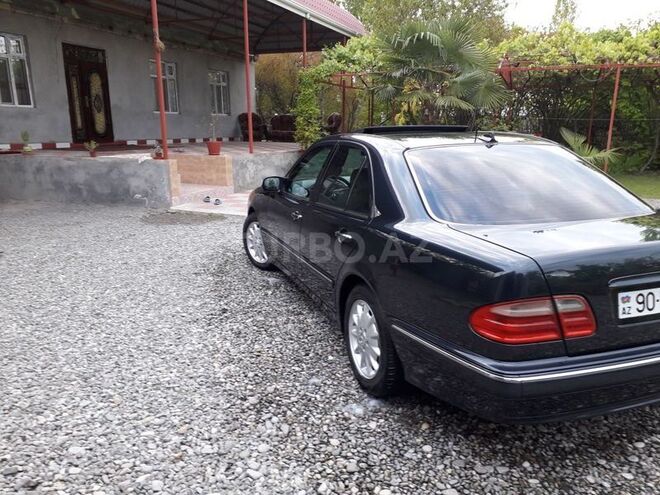 Mercedes E 240 2000, 270,000 km - 2.6 l - Bərdə