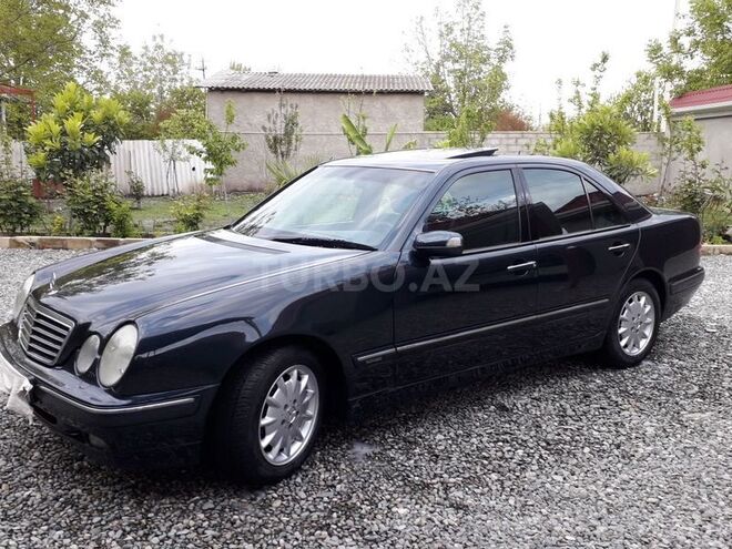 Mercedes E 240 2000, 270,000 km - 2.6 l - Bərdə