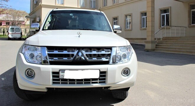 Mitsubishi Pajero 2013, 64,999 km - 3.0 l - Bakı