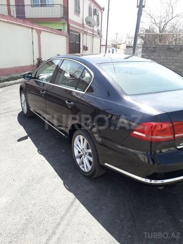 Volkswagen Passat 2012, 184,000 km - 2.0 л - Bakı