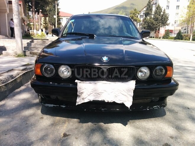 BMW 525 1989, 290,000 km - 2.5 l - Şəki