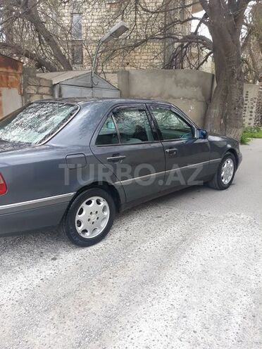 Mercedes C 180 1995, 274,000 km - 1.8 l - Bakı