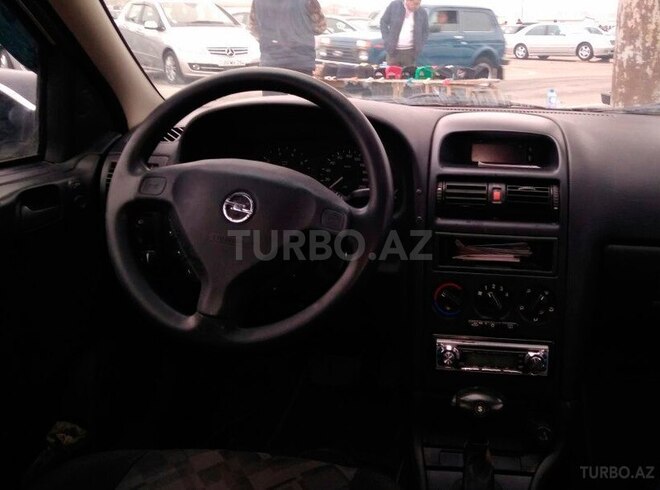 Opel Astra 1998, 215,000 km - 1.8 л - Bakı