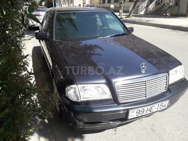 Mercedes C 220 1998, 320,000 km - 2.2 l - Bakı
