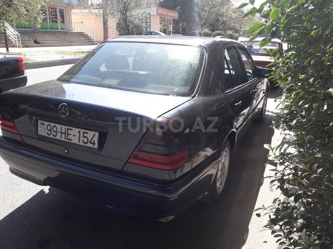 Mercedes C 220 1998, 320,000 km - 2.2 l - Bakı