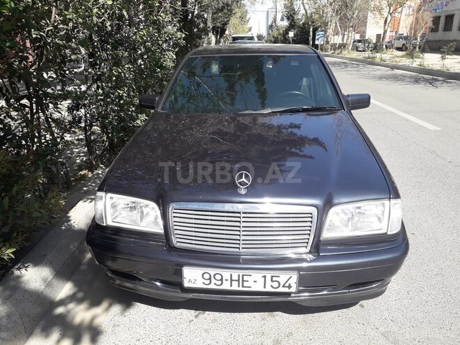 Mercedes C 220 1998, 320,000 km - 2.2 l - Bakı