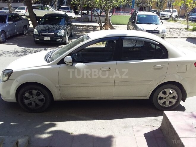 Kia Rio 2011, 175,000 km - 1.4 l - Bakı