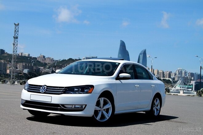 Volkswagen Passat 2012, 70,000 km - 2.5 l - Bakı