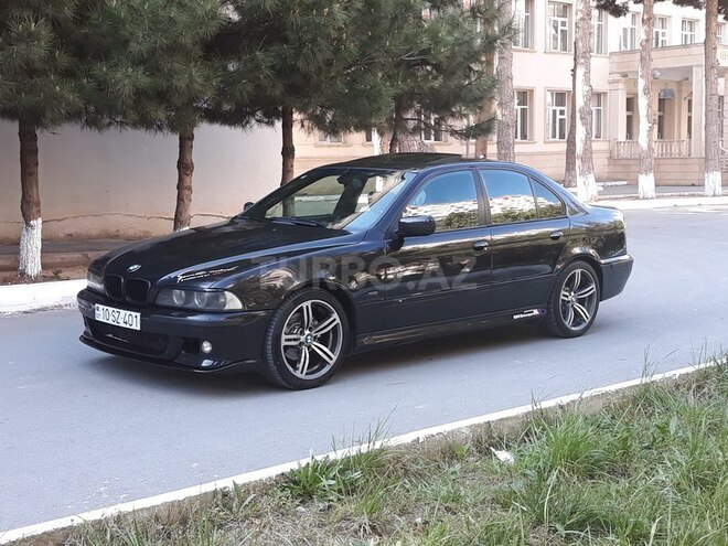 BMW 528 2000, 299,479 km - 2.8 l - Bakı