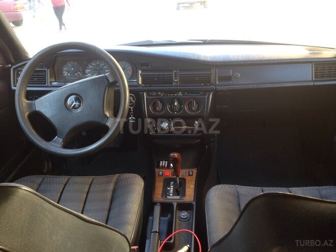 Mercedes 190 1991, 325,000 km - 1.8 l - Bakı