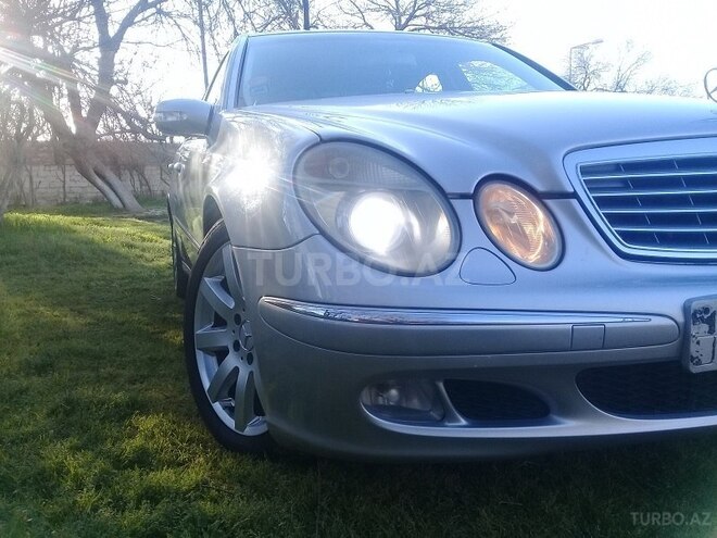 Mercedes E 270 2002, 243,000 km - 2.7 l - Bakı