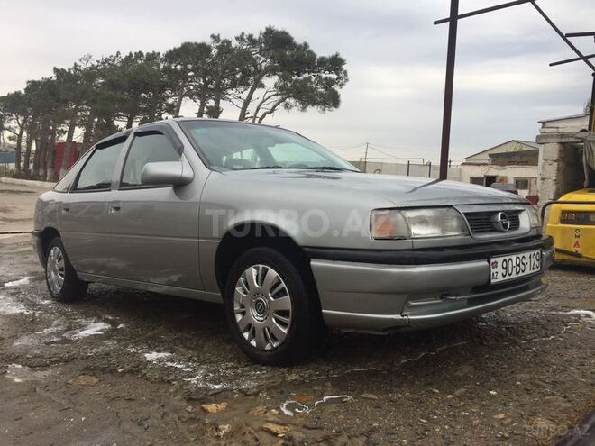 Opel Vectra 1995, 380,000 km - 2.0 l - Bakı