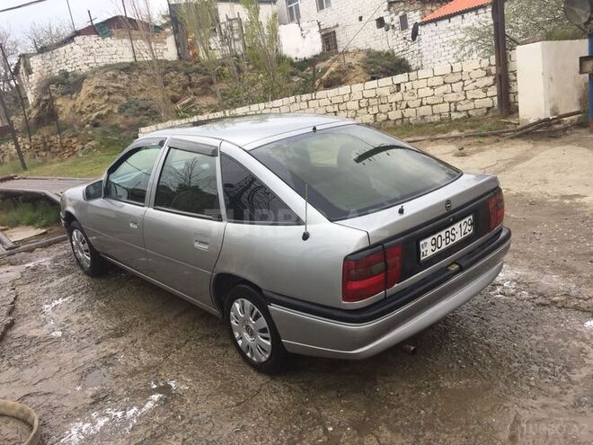 Opel Vectra 1995, 380,000 km - 2.0 l - Bakı