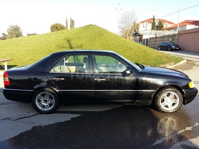 Mercedes C 230 1997, 3,304,213 km - 2.3 l - Xırdalan