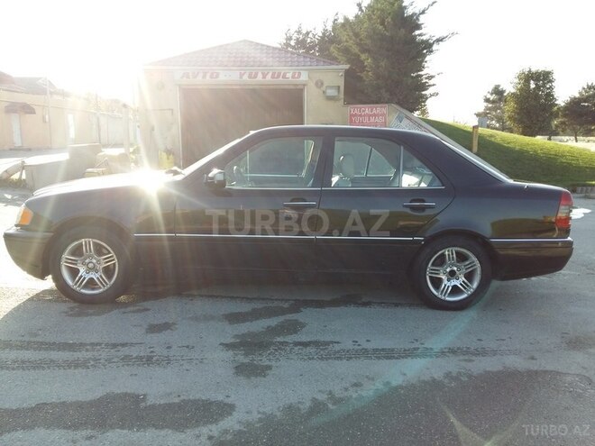 Mercedes C 230 1997, 3,304,213 km - 2.3 l - Xırdalan