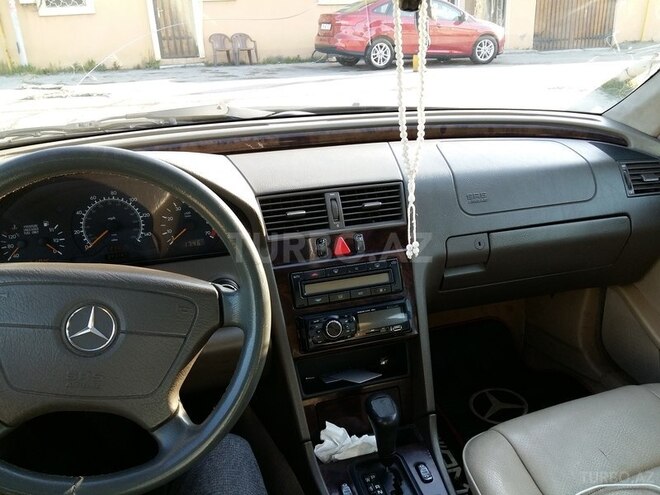 Mercedes C 230 1997, 3,304,213 km - 2.3 l - Xırdalan